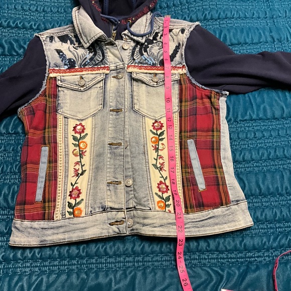 Desigual Denim Sweatshirt Hooded Embroidered Jacket Red, Blue Size 42 US 10 - Picture 6 of 9
